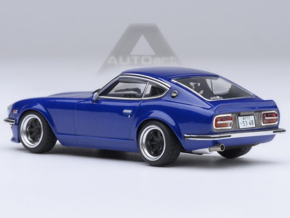 Nissan Fairlady Z RHD (Right Hand Drive) "Akuma No Z" Blue Metallic "Wangan Midnight - Comic #4 Version" Manga 1/64 Model Car by Autoart view 3
