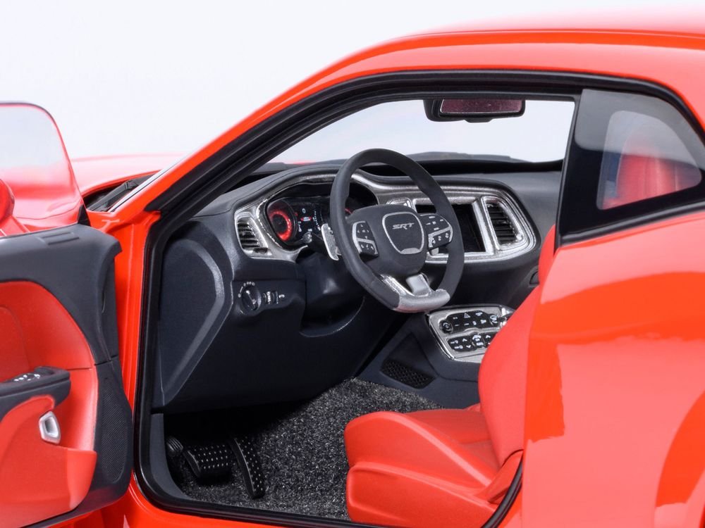 2022 Dodge Challenger SRT Jailbreak Torred with Red Interior 1/18 Model Car by Autoart view 4