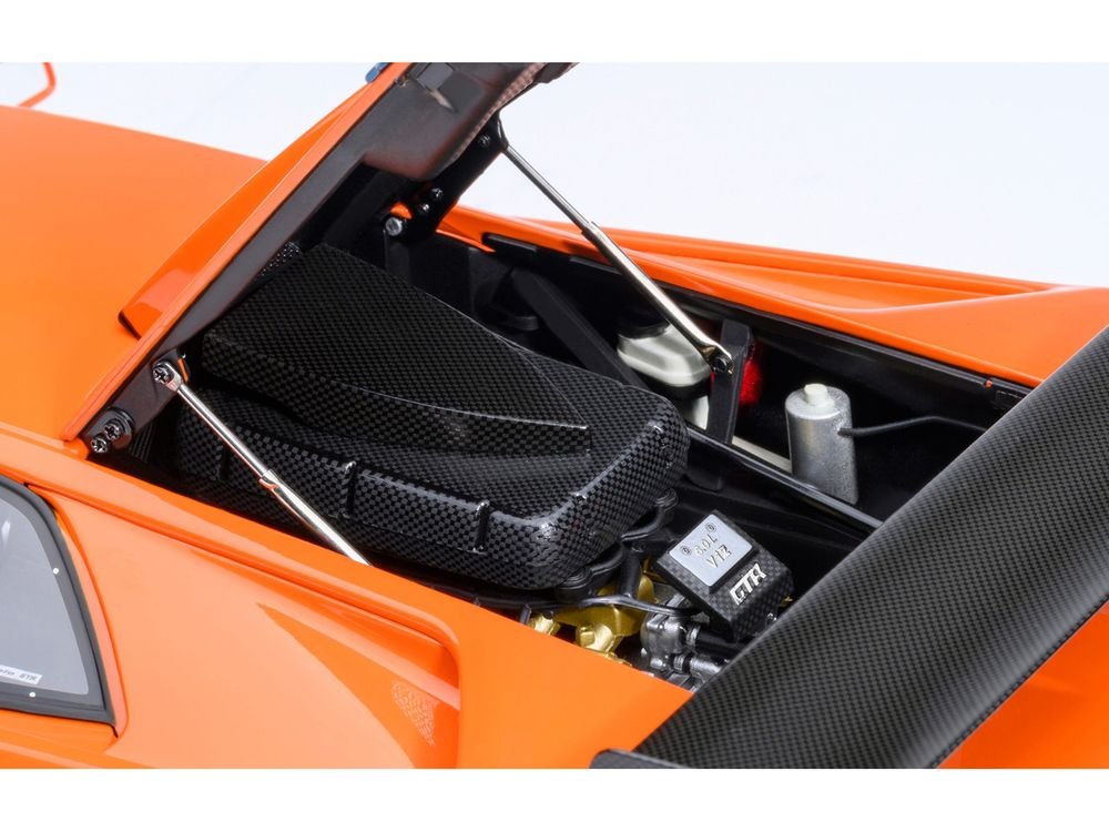 Lamborghini Diablo GTR Arancio Ishtar Orange 1/18 Model Car by Autoart view 5