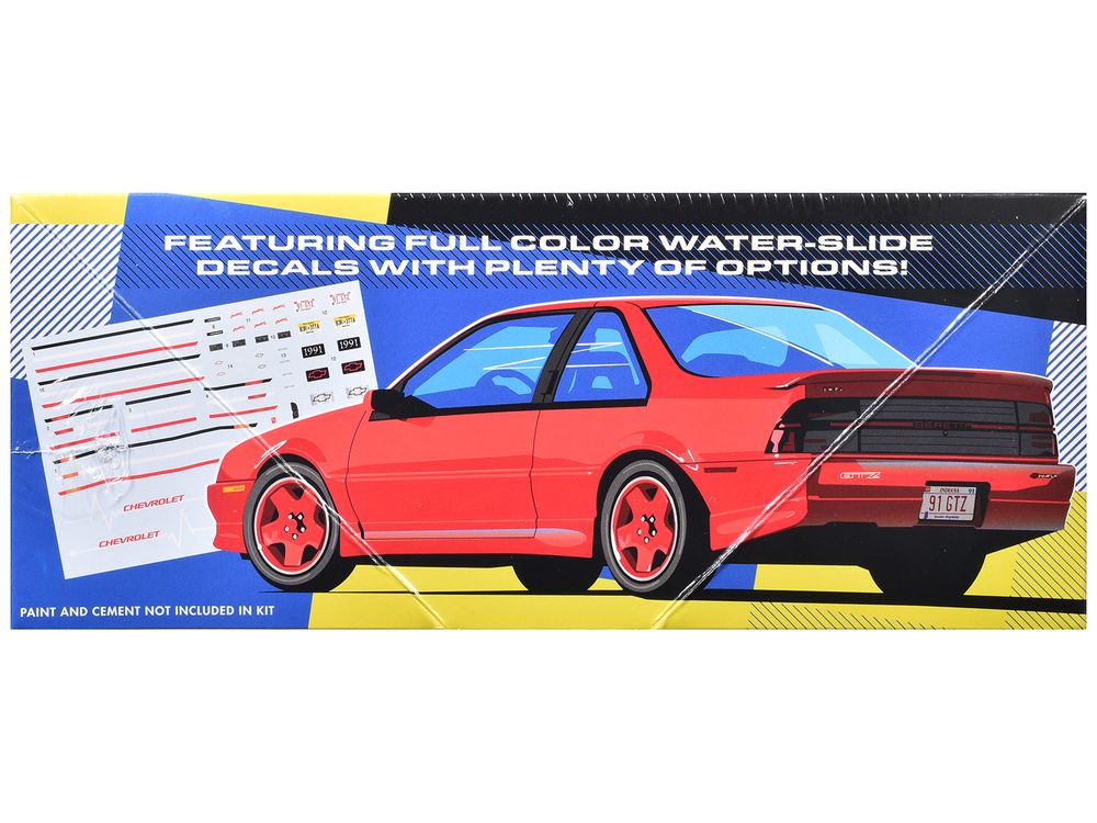 Skill 2 Model Kit 1991 Chevrolet Beretta GTZ 1/25 Scale Model by AMT view 2