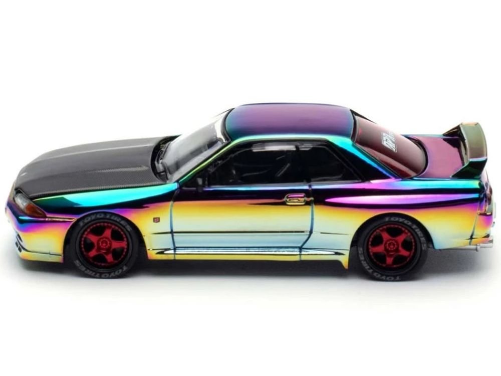 Skyline GT-R (BNR32) RHD (Right Hand Drive) Chameleon Chrome with Carbon Hood "APA XPO 2025 Exclusive 1/64 Diecast Model Car by Pop Race view 4