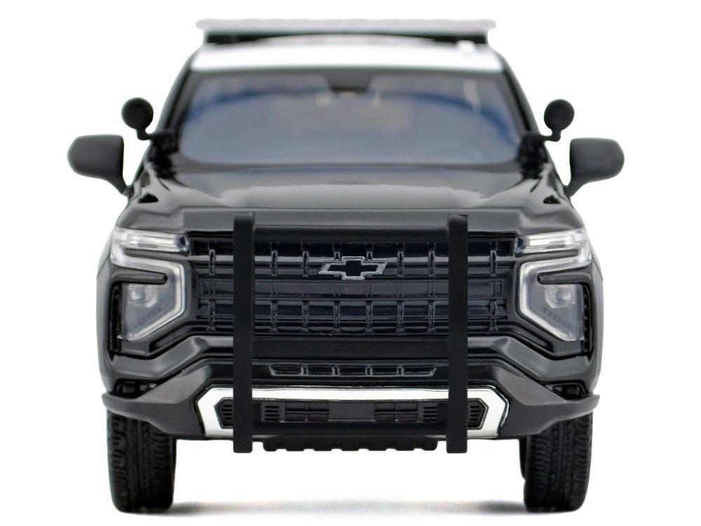 2025 Chevrolet Tahoe Police Pursuit Vehicle "California Highway Patrol" Black and White "Law Enforcement and Public Service" Series 1/24 Diecast Model Car by Motormax view 4