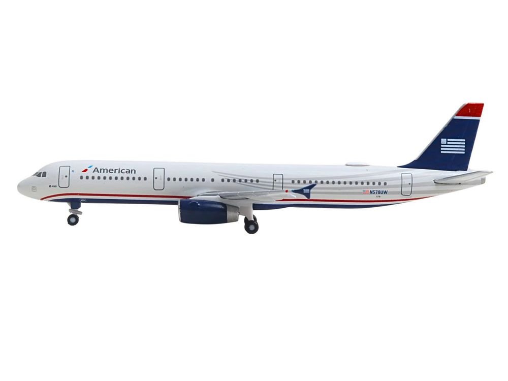 Airbus A321 Commercial Aircraft "American Airlines" (N578UW) Gray with Blue Tail 1/500 Diecast Model by Herpa view 2