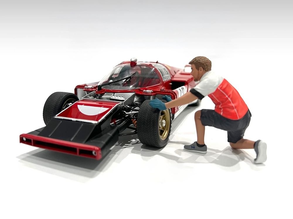 "Race Crew" Figure #1 for 1/18 scale models by American Diorama