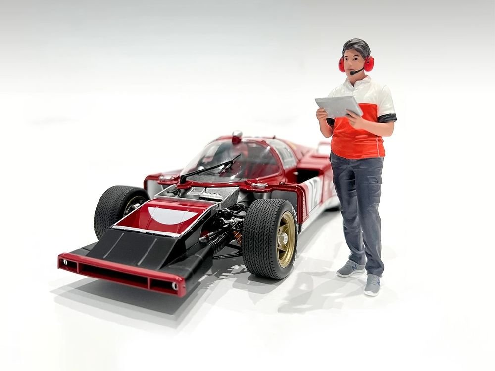 "Race Crew" Figure #3 for 1/18 scale models by American Diorama view 2