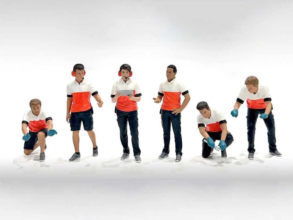 "Race Crew" 6 piece Figure Set for 1/24 Scale Models by American Diorama view 2