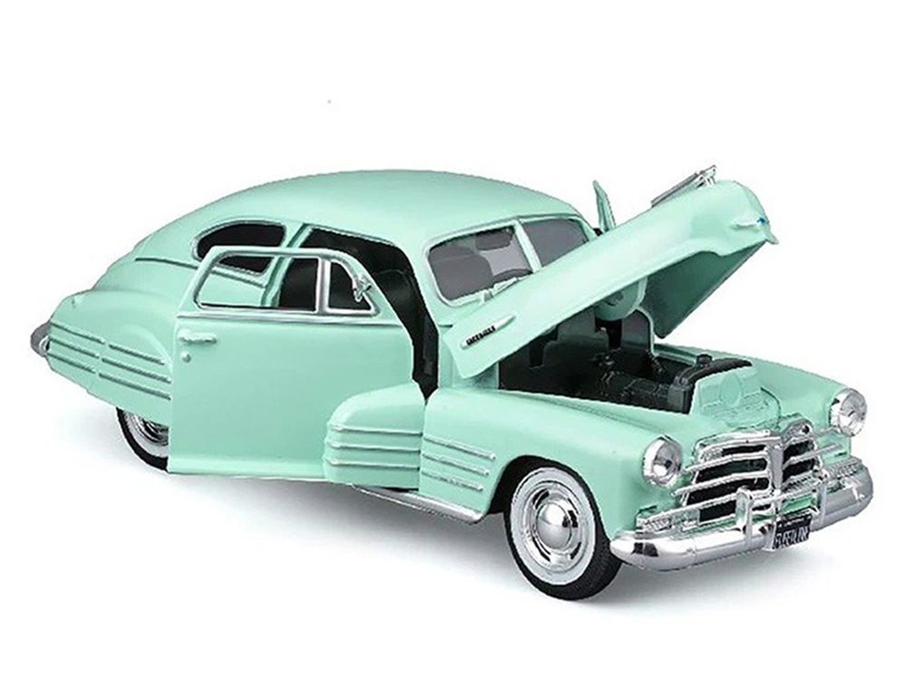 1948 Chevrolet Fleetline Aerosedan Light Green "Special Edition" Series 1/25 Diecast Model Car by Maisto view 3