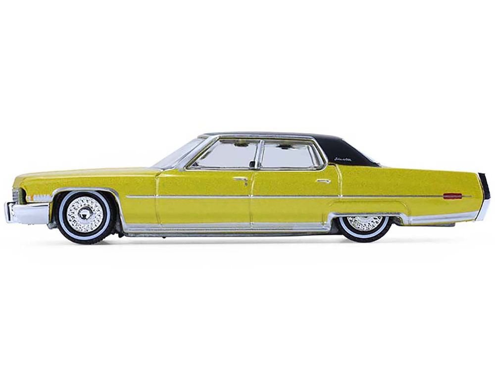 1971 Cadillac Sedan Deville Lowrider Gold Metallic with Black Top "California Lowriders" Series 7 1/64 Diecast Model Car by Greenlight view 2