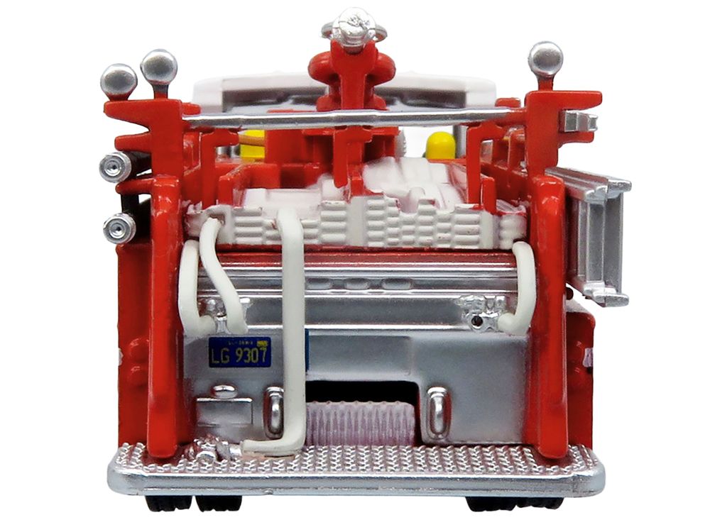 1974 Ward LaFrance Fire Engine "San Francisco Fire Department – Engine 31" Red with White Top "5 Alarm" Series Limited Edition 1/87 (HO) Diecast Model by Iconic Replicas view 5