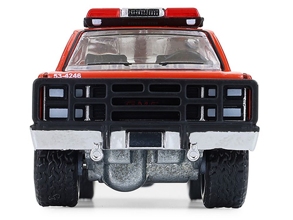 1991 GMC Suburban "Canada Coast Guard" Red with White Stripes "Hot Pursuit - Canada Special Edition" Series 1/64 Diecast Model Car by Greenlight view 3
