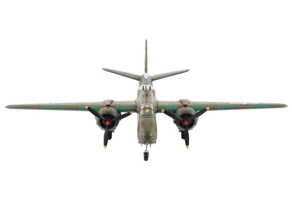 Douglas A-20G Havoc Aircraft "42-86786 Hell'N Pelican II 388th Bomb Squadron Gusap Airfield" (1944) United States Army Air Forces "Air Power Series" 1/72 Diecast Model by Hobby Master view 3