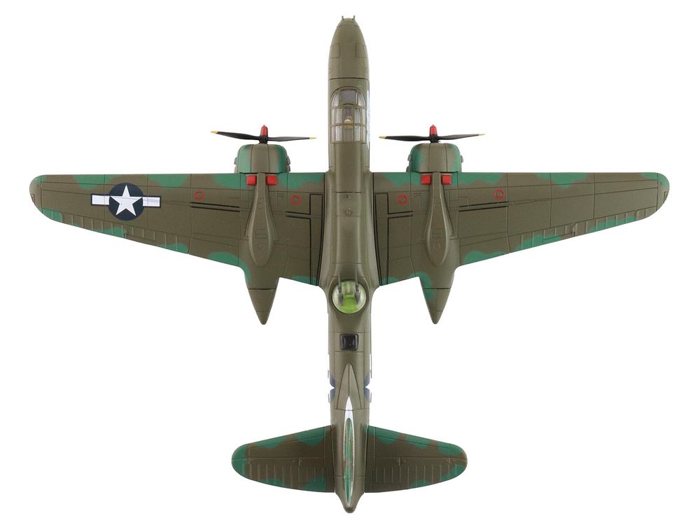 Douglas A-20G Havoc Aircraft "42-86786 Hell'N Pelican II 388th Bomb Squadron Gusap Airfield" (1944) United States Army Air Forces "Air Power Series" 1/72 Diecast Model by Hobby Master view 4