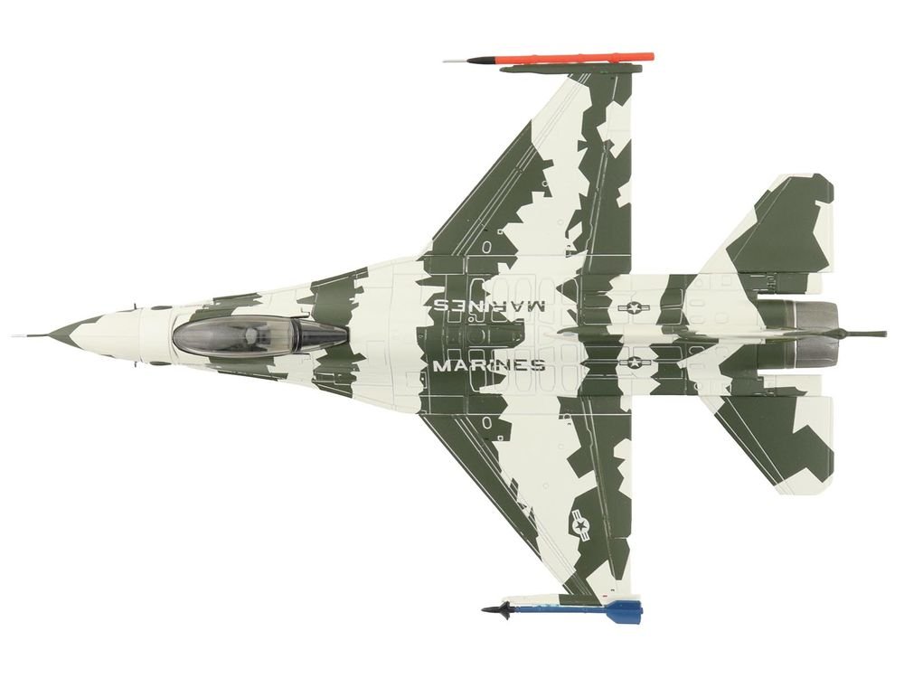 General Dynamics F-16N Fighting Falcon Fighter Aircraft "163269 U.S. Navy Fighter Weapons School" (1990s) United States Marine Corps "Air Power Series" 1/72 Diecast Model by Hobby Master view 3