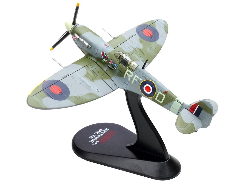 Supermarine Spitfire Mk Vb Fighter Aircraft "EN951 Ace Jan Zumbach No. 303 Polish Kosciuszko Squadron" (1943) Royal Air Force 1/72 Diecast Model by Legion view 5