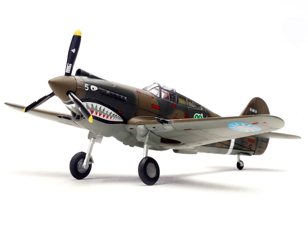 Curtiss P-40B/C Warhawk Fighter Aircraft "White 5 Charles Bond 1st Squadron Flying Tigers Chinese Air Force" (1942) 1st American Volunteer Group 1/72 Diecast Model Airplane by Legion view 2