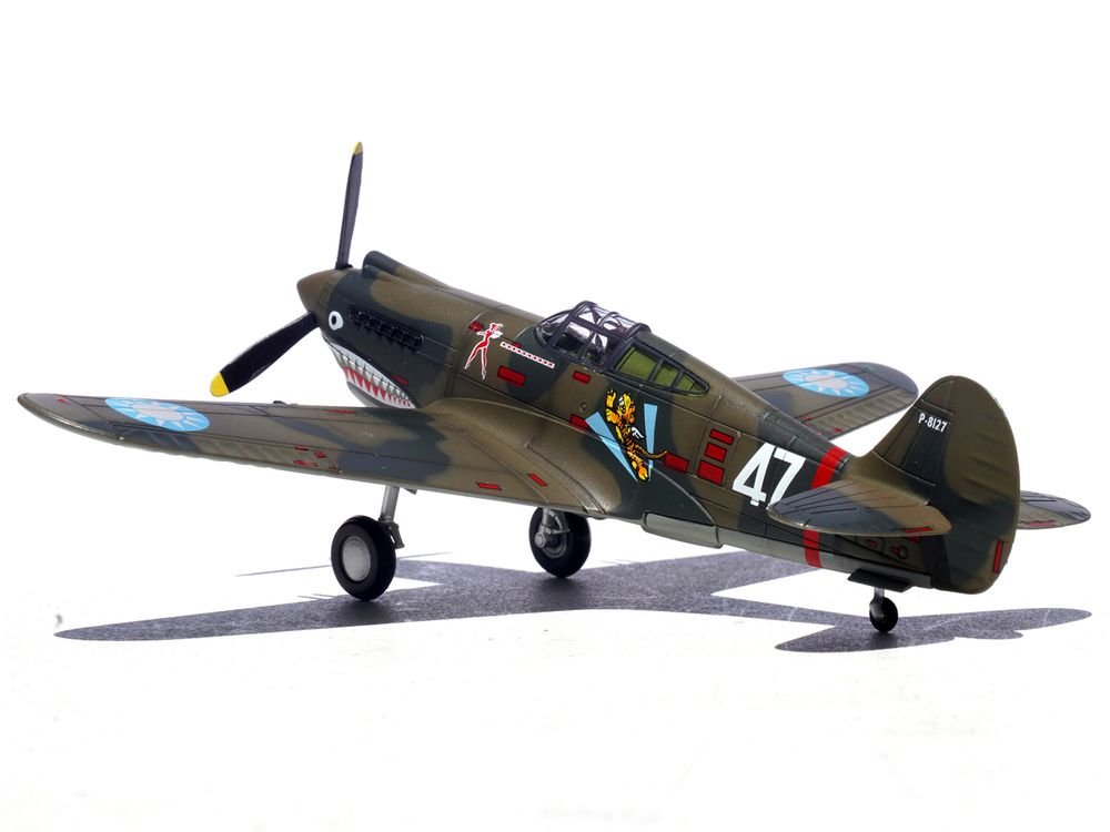 Curtiss P-40B/C Warhawk Fighter Aircraft "White 47 Robert T. Smith 3rd Squadron Hell's Angels Chinese Air Force Burma" (1942) 1st American Volunteer Group 1/72 Diecast Model Airplane by Legion view 3