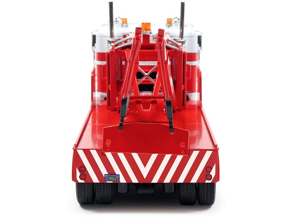 1987 Freightliner FLA Tow Truck Red and White 1/43 Diecast Model by IXO Models view 4