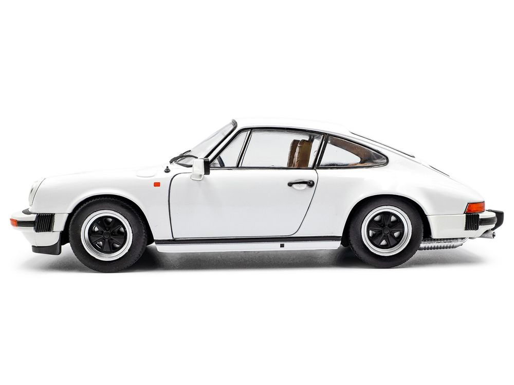 1974 Porsche 911 (930) 3.0 SC Grand Prix White 1/18 Diecast Model Car by Solido view 3