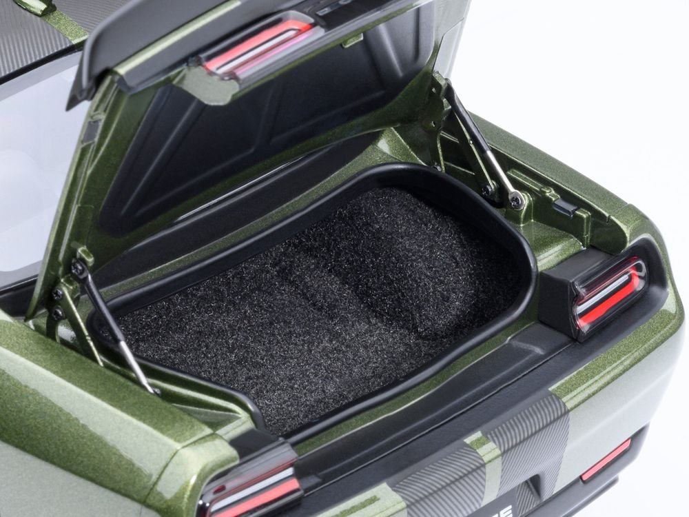 2022 Dodge Challenger SRT Jailbreak F8 Green with Carbon Stripes 1/18 Model Car by Autoart view 5