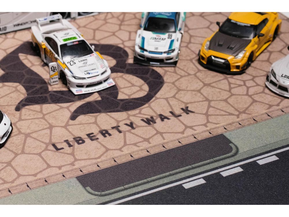 Desktop Display Mat "LB" Logo by Dream Customs view 4