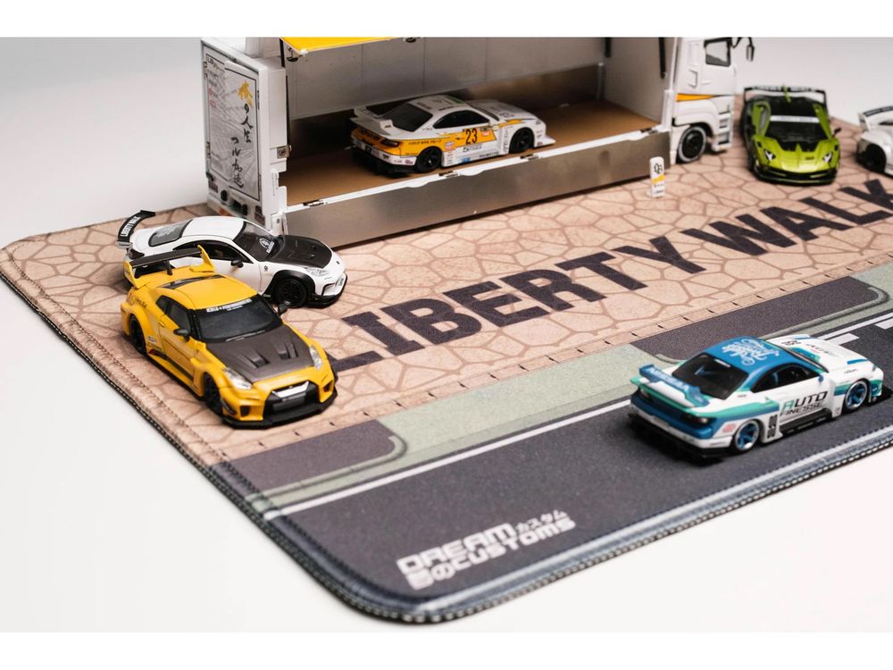 Desktop Display Mat "Liberty Walk" by Dream Customs view 4