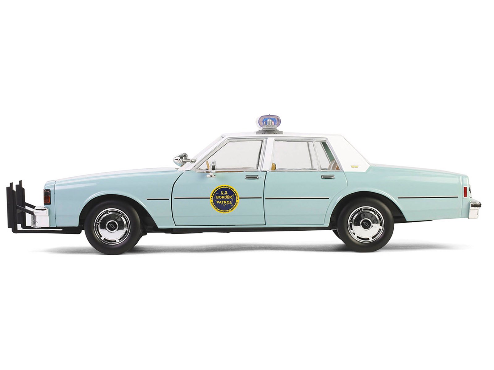 1987 Chevrolet Caprice 9C1 "US Border Patrol" Light Green with White Top "Artisan Collection" 1/18 Diecast Model Car by Greenlight view 4