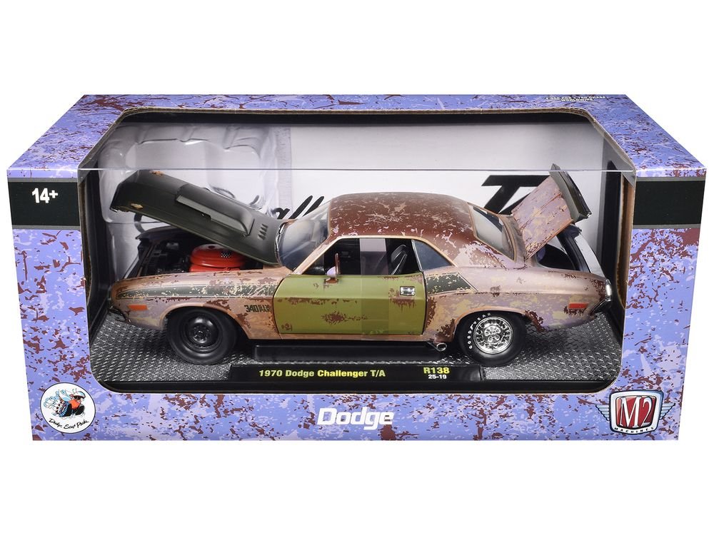 1970 Dodge Challenger T/A Rusted Limited Edition to 4050 pieces Worldwide 1/24 Diecast Model Car by M2 Machines view 3