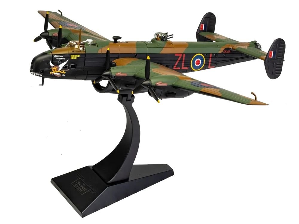 Handley Page Halifax MkV Bomber Aircraft "DK186 London’s Revenge - L for Lana No. 427 Squadron RAF Leeming" (1943) Royal Canadian Air Force "The Aviation Archive" Series 1/72 Diecast Model by Corgi view 5