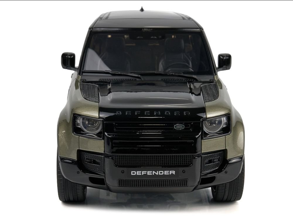 2021 Land Rover Defender 90 P400 X-Dynamic HSE Pangea Green Metallic 1/18 Model Car by GT Spirit view 5