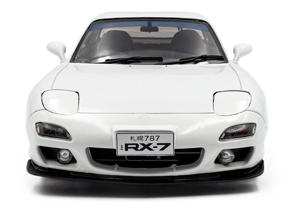 2001 Mazda RX7 Type RS (FD3S) RHD (Right Hand Drive) White 1/18 Diecast Model Car by Solido view 5