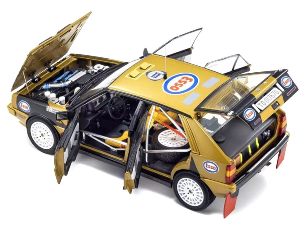 Lancia Delta HF 4WD #1 Fabrizio Tabaton - Luciano Tedeschini Winner "Rally Piancavallo" (1987) 1/18 Diecast Model Car by Kyosho view 2