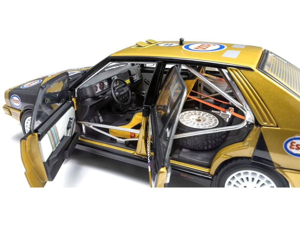 Lancia Delta HF 4WD #1 Fabrizio Tabaton - Luciano Tedeschini Winner "Rally Piancavallo" (1987) 1/18 Diecast Model Car by Kyosho view 4