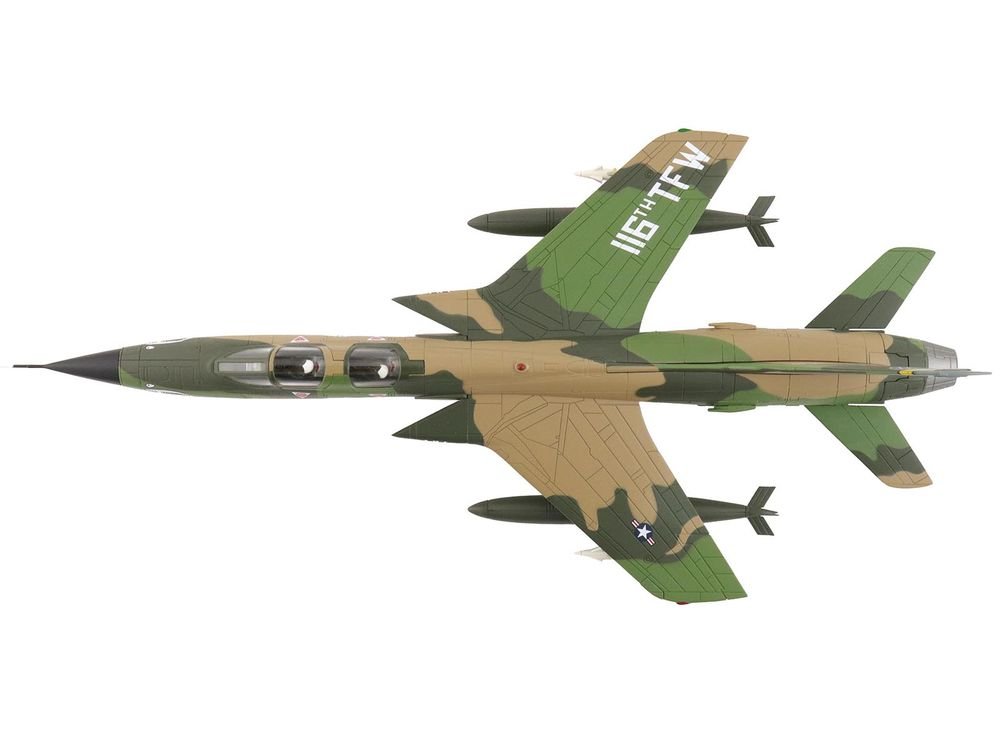 Republic F-105F Thunderchief Fighter-Bomber Aircraft "63-8299 Peach 91 128th Tactical Fighter Squadron Georgia ANG Dobbins Air Reserve Base" United States Air Force "Air Power Series" 1/72 Diecast Model by Hobby Master view 3