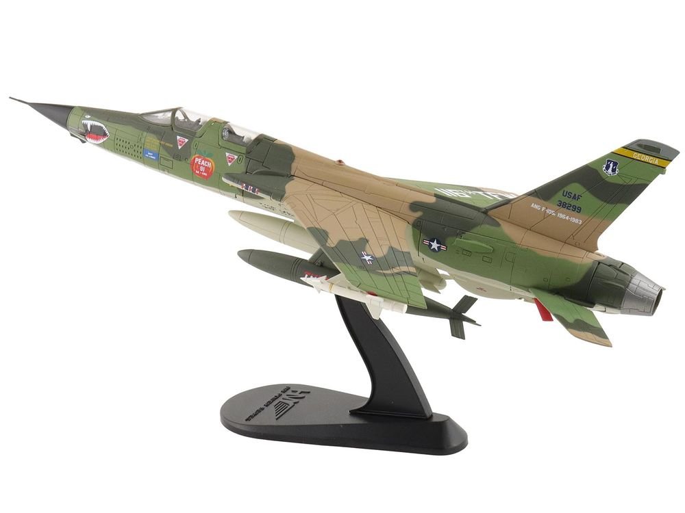 Republic F-105F Thunderchief Fighter-Bomber Aircraft "63-8299 Peach 91 128th Tactical Fighter Squadron Georgia ANG Dobbins Air Reserve Base" United States Air Force "Air Power Series" 1/72 Diecast Model by Hobby Master view 5