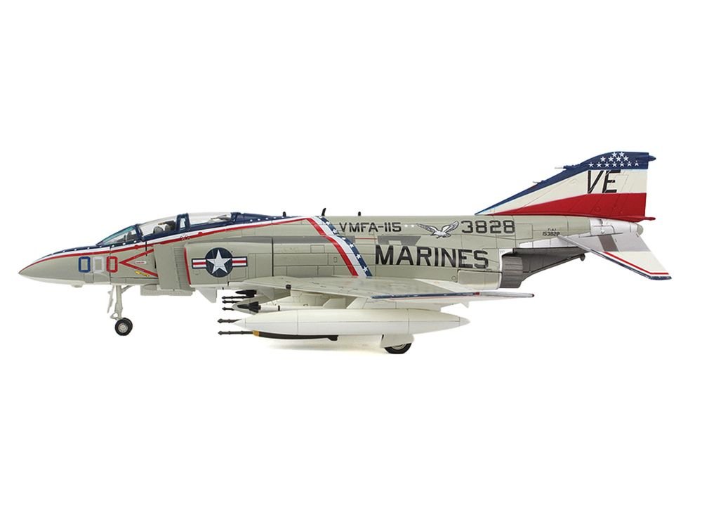 McDonnell Douglas F-4J Phantom II Fighter-Bomber Aircraft "153828 MCAS Iwakuni Japan" (1976) United States Marine Corps "Air Power Series" 1/72 Diecast Model by Hobby Master view 2