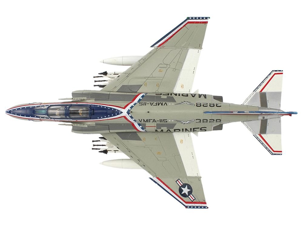 McDonnell Douglas F-4J Phantom II Fighter-Bomber Aircraft "153828 MCAS Iwakuni Japan" (1976) United States Marine Corps "Air Power Series" 1/72 Diecast Model by Hobby Master view 3