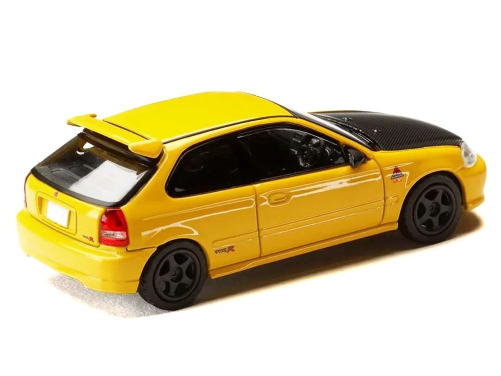 Honda Civic (EK9) RHD (Right Hand Drive) Yellow with Carbon Hood "Initial D" (1995-2013) Manga "Diorama Set Series" 1/64 Diecast Model car by Hobby Japan view 3