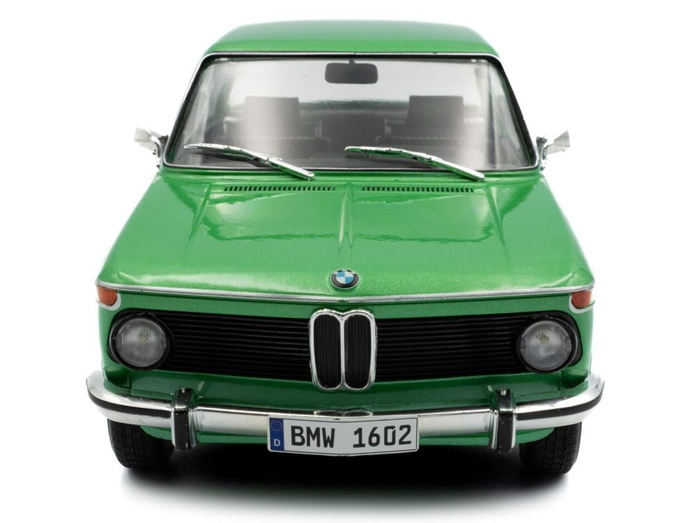1971 BMW 1602 Taiga Green Metallic 1/18 Diecast Model Car by Solido view 5