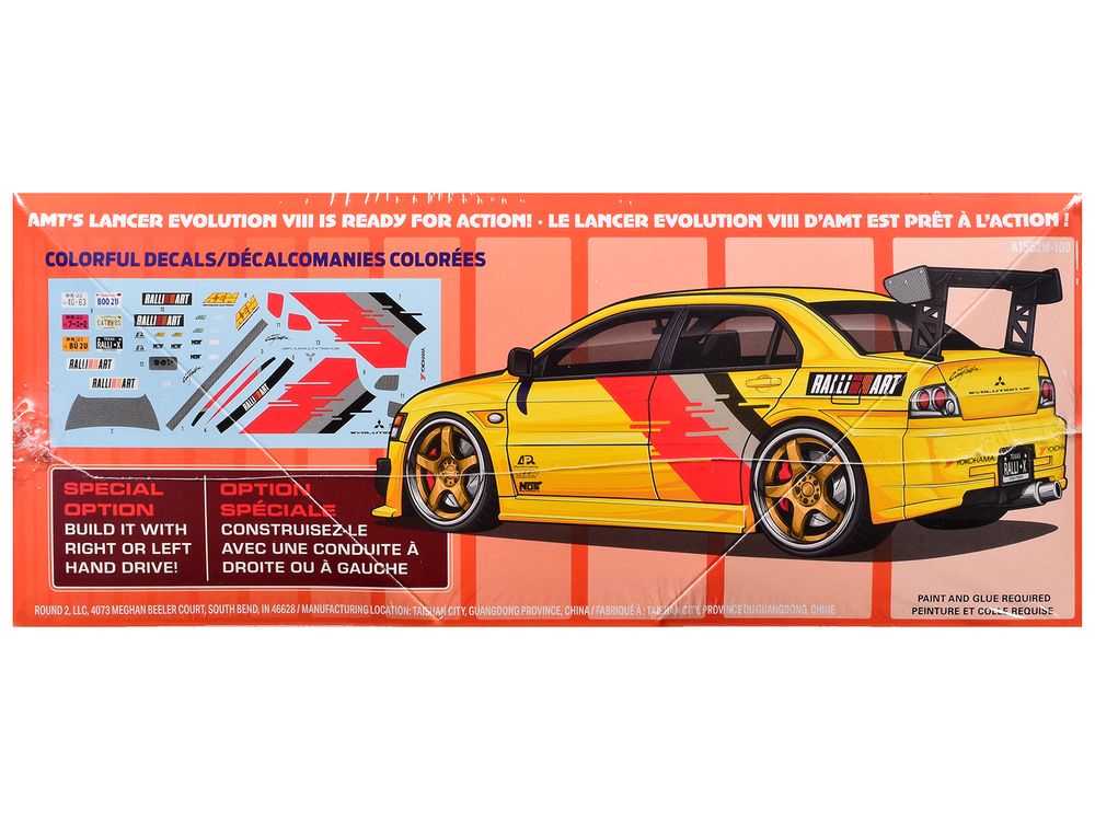 Skill 2 Model Kit 1995 Mitsubishi Lancer Evolution VIII 1/25 Scale Model by AMT view 3
