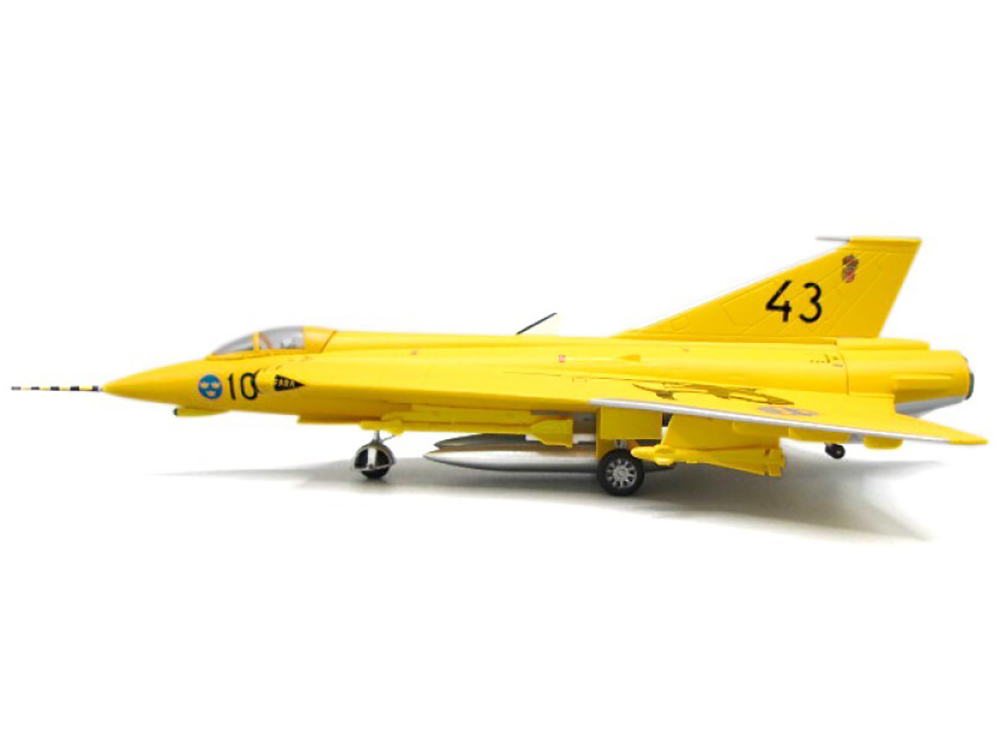 Saab J35J Draken Fighter Aircraft "43-10 3 "Johan Gul" Squadron 10 Wing Final Flight Livery" (1997) Swedish Air Force 1/72 Diecast Model Airplane by Aviation 72 view 2