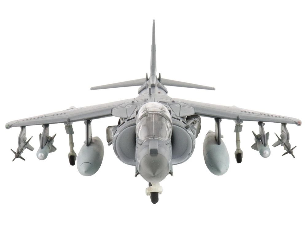 McDonnell Douglas AV-8B Plus Harrier II Aircraft "165357 VMA-231 Ace of Spades Operation Inherent Resolve USCENTCOM" (2017) United States Marine Corps "Air Power Series" 1/72 Diecast Model by Hobby Master view 3