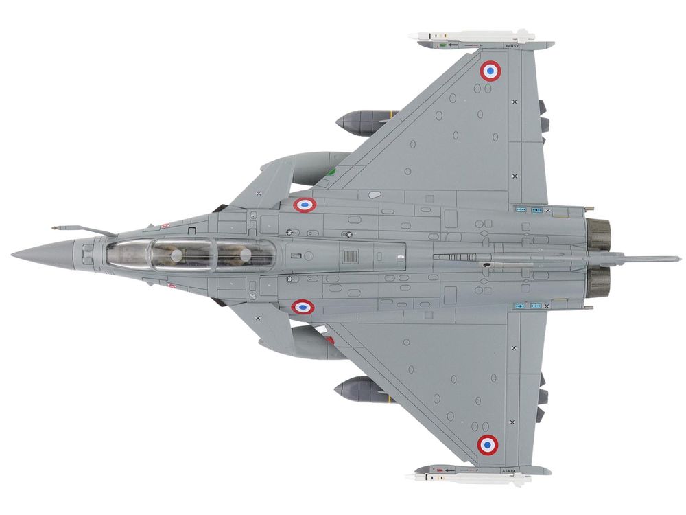 Dassault Rafale B Fighter Aircraft "113-IE/330 Libya" (2011) French Air Force "Air Power Series" 1/72 Diecast Model by Hobby Master view 4