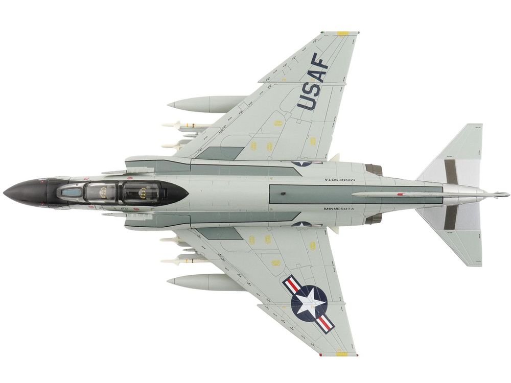 McDonnell Douglas F-4D Phantom II Fighter-Bomber Aircraft "65608 148th Fighter-Interceptor Group Minnesota Air National Guard Duluth International Airport" (1984) United States Air Force "Air Power Series" 1/72 Diecast Model by Hobby Master view 4