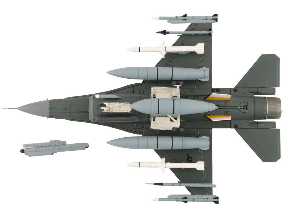 Lockheed F-16CM Fighting Falcon Fighter Aircraft "91-0379 Tiger Tiger 1 79th Fighter Squadron Shaw Air Force Base" (2023) United States Air Force "Air Power Series" 1/72 Diecast Model by Hobby Master view 5
