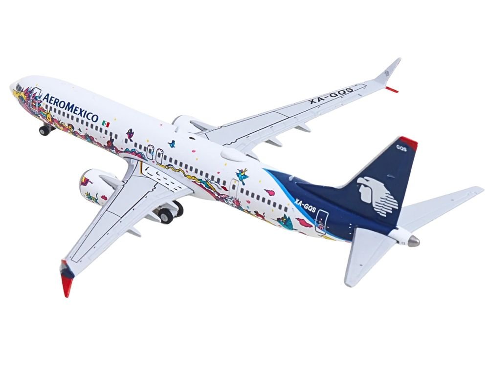 Boeing 737 MAX 9 Commercial Aircraft "Aeromexico - Kukulcan" (XA-GQS) White with Graphics and Blue Tail 1/400 Diecast Model by GeminiJets view 4