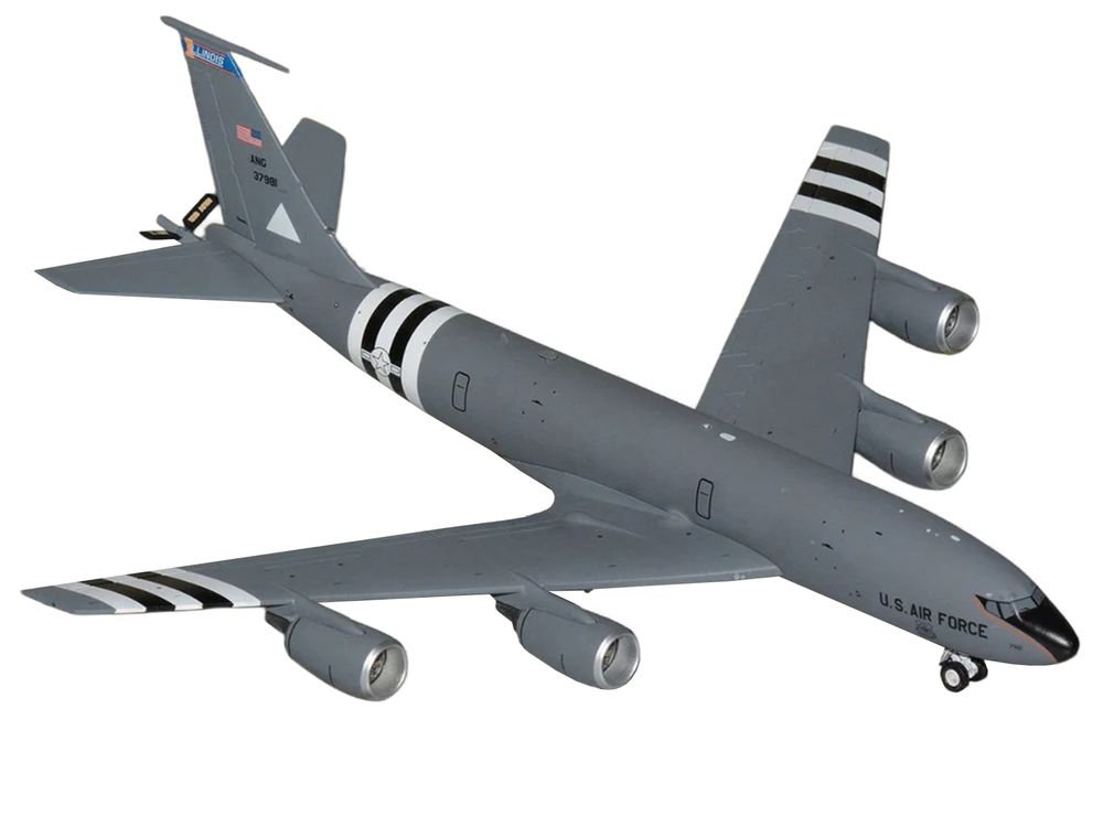 Boeing KC-135R Stratotanker Tanker Aircraft "Illinois Air National Guard" (63-7981) United States Air Force "Gemini 200" Series 1/200 Diecast Model by GeminiJets view 2