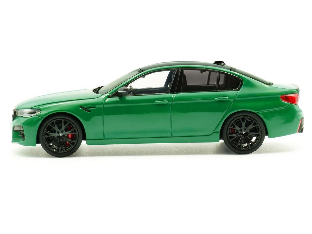 2022 BMW M5 Competition Signal Green with Black Top 1/43 Diecast Model Car by Solido view 2
