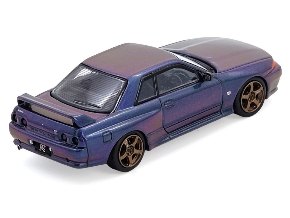 Nissan Skyline GT-R (R32) RHD (Right Hand Drive) Midnight Purple Metallic "Australian Special Edition" 1/64 Diecast Model Car by Inno Models view 2
