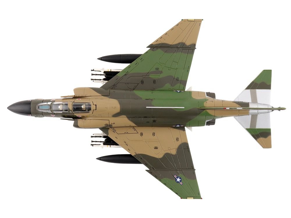 McDonnell Douglas F-4D Phantom II Fighter-Bomber Aircraft "66-8738 Night Owl 497th TFS Ubon RTAFB Thailand" (1972) United States Air Force "Air Power Series" 1/72 Diecast Model by Hobby Master view 4