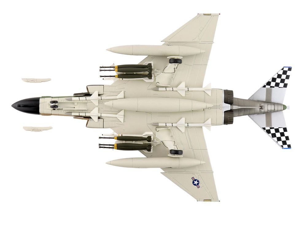 McDonnell Douglas F-4C Phantom II Fighter-Bomber Aircraft "63-7666 William Tell 57th FIS Keflavik Airport Iceland" (1977) United States Air Force "Air Power Series" 1/72 Diecast Model by Hobby Master view 4
